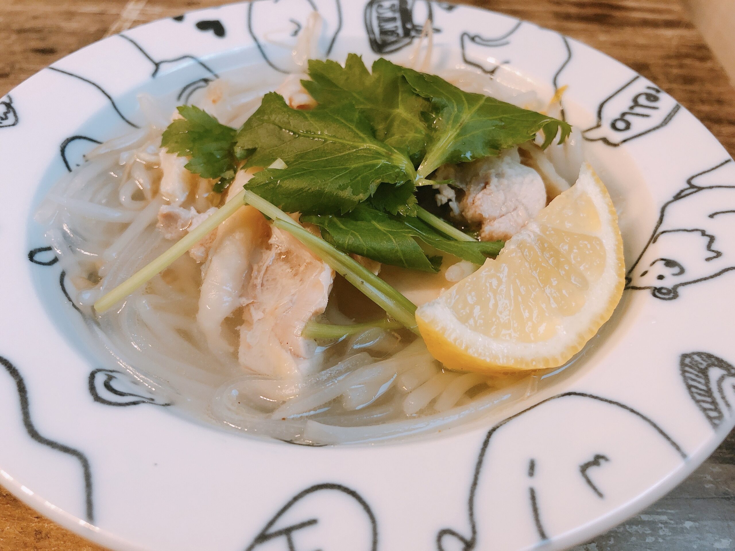 簡単 鶏肉のフォー マロニーや春雨 うどんでお手軽に ののママキッチン